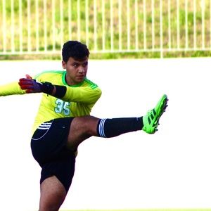 Meet your Posher, Christian